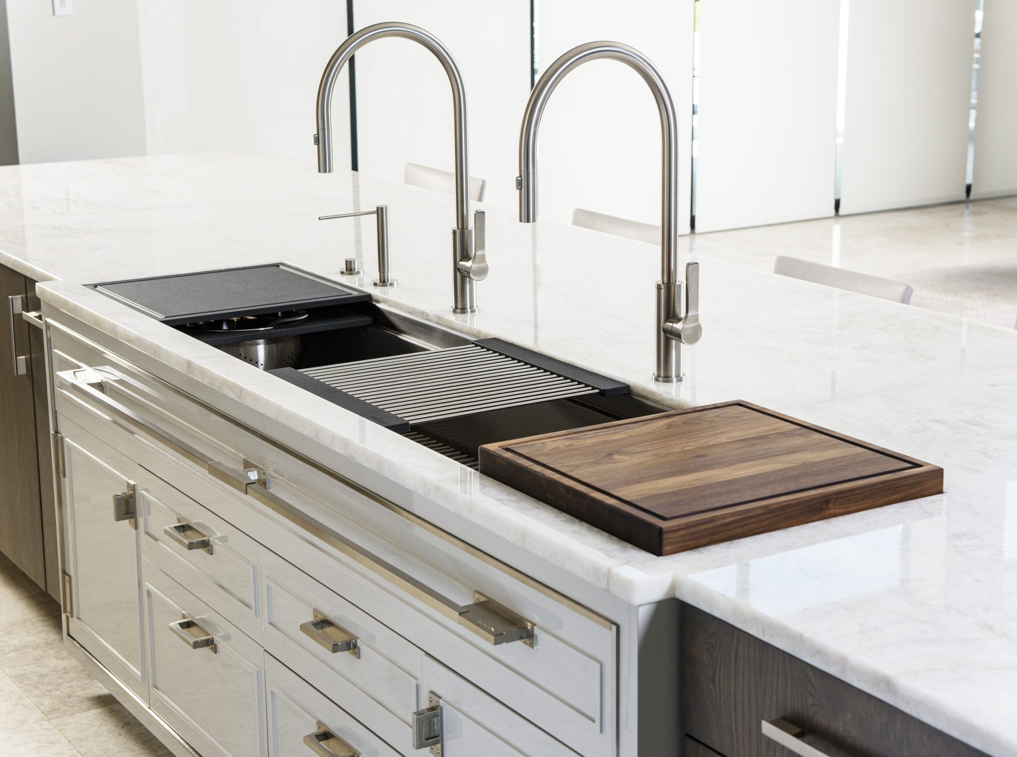 The galley - 7' Moonstone Dresser with Graphite Culinary Kit and Walnut Chef's Block (1)