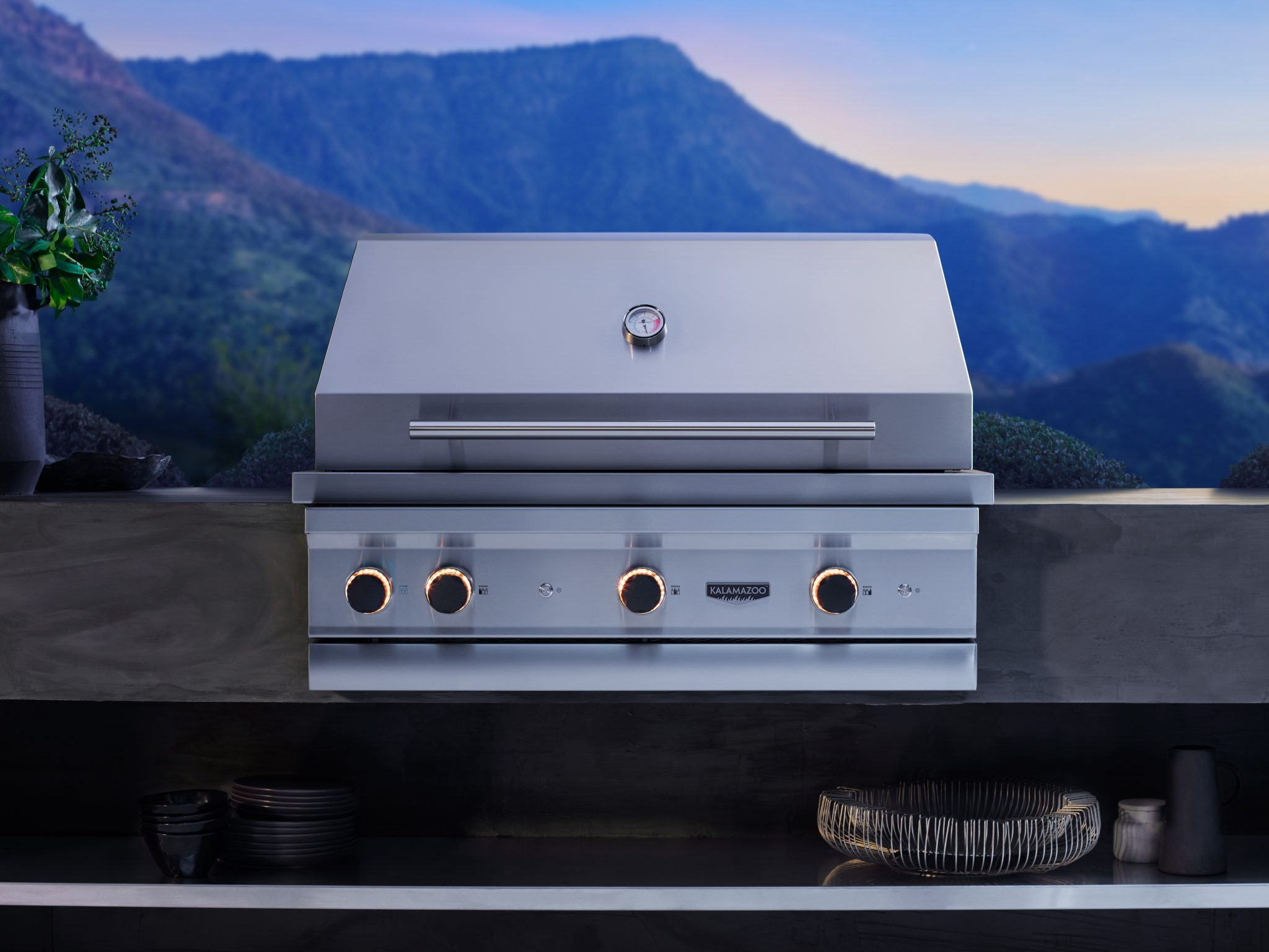 ContemporaryMountain-Dusk-GH42-StraightGrill_RGB